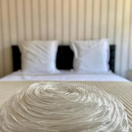 Bed & Breakfast Louise 3*