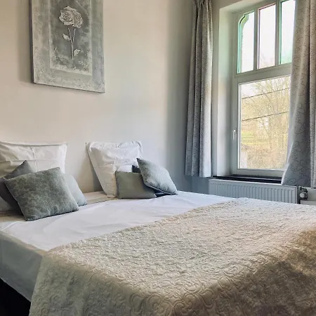 Louise Bed & Breakfast