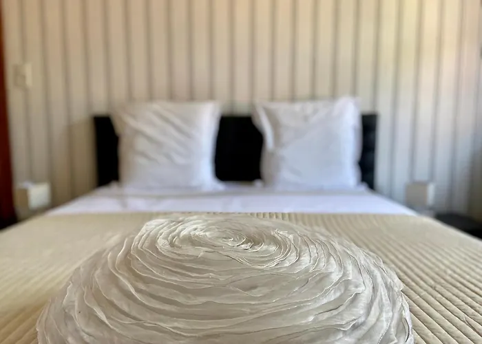 Bed & Breakfast Louise 3*